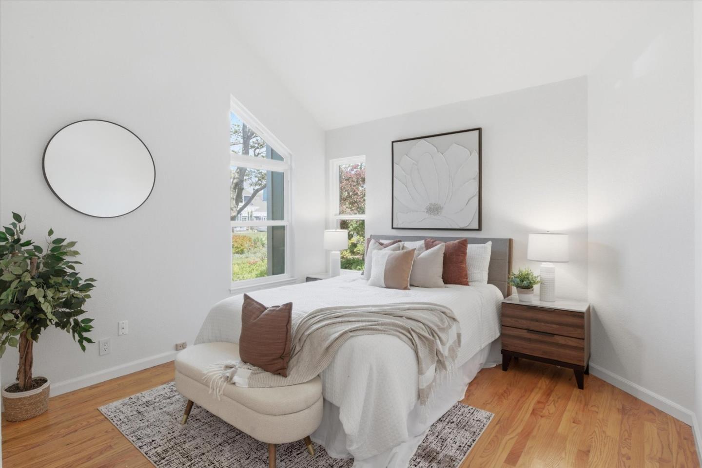 424 Greenbrier RD