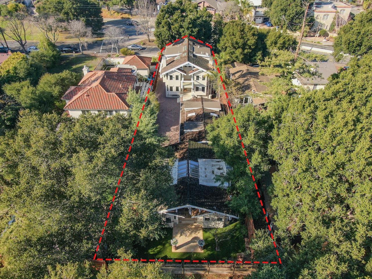 148 Kingsley AVE