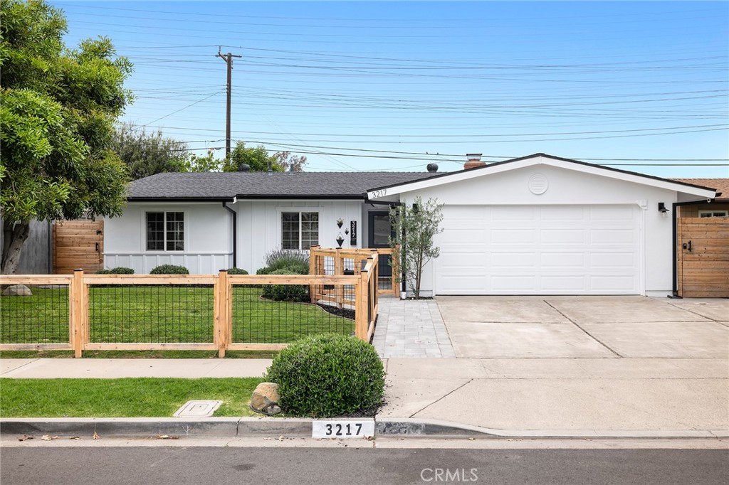 3217 Iowa Street