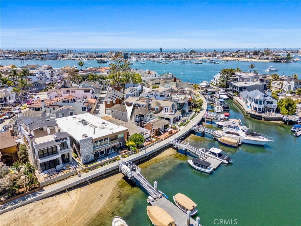 129 N Bay Front