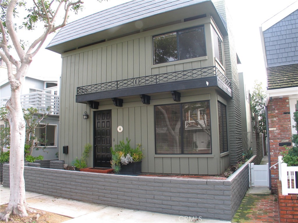 112 Pearl Avenue