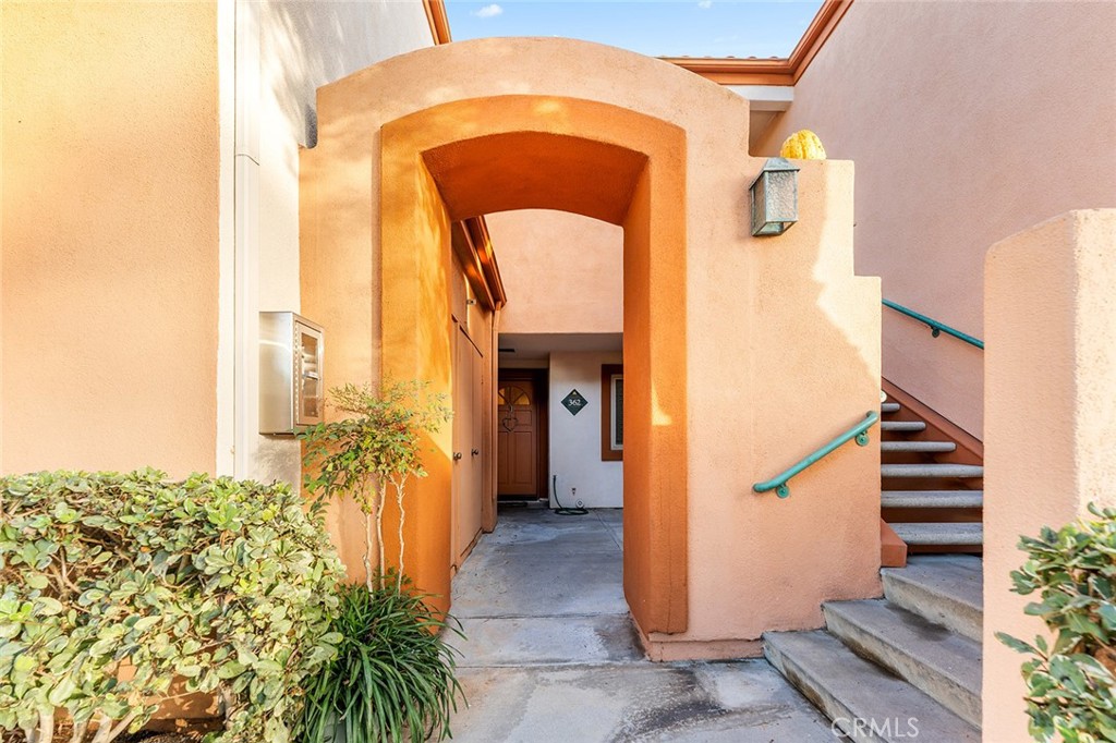 362 Villa Point