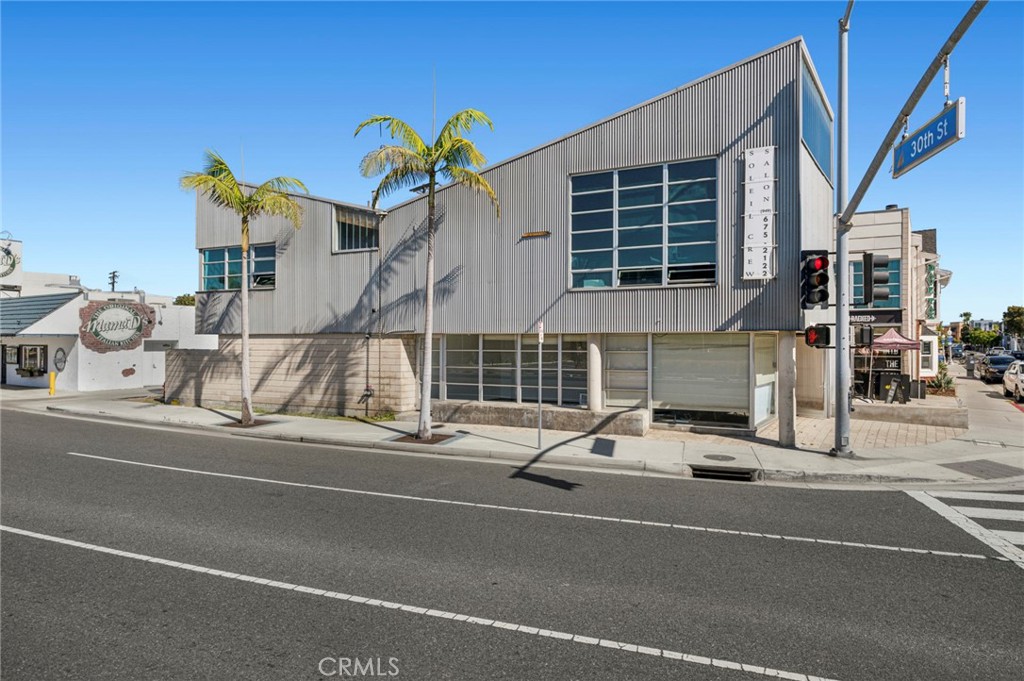 3000 Newport Boulevard