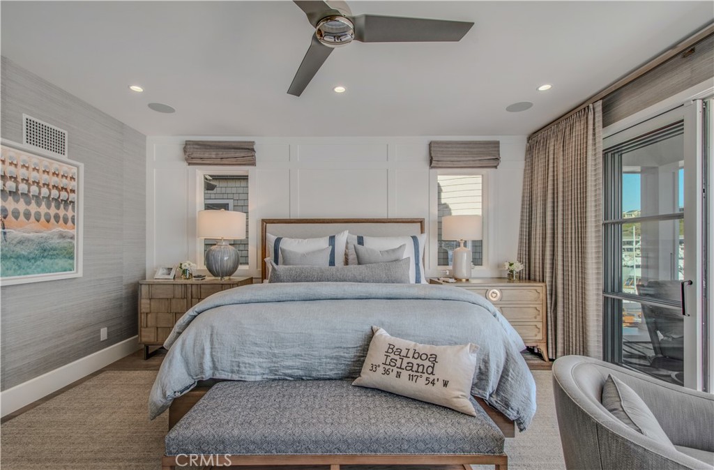 317 E Bay Front