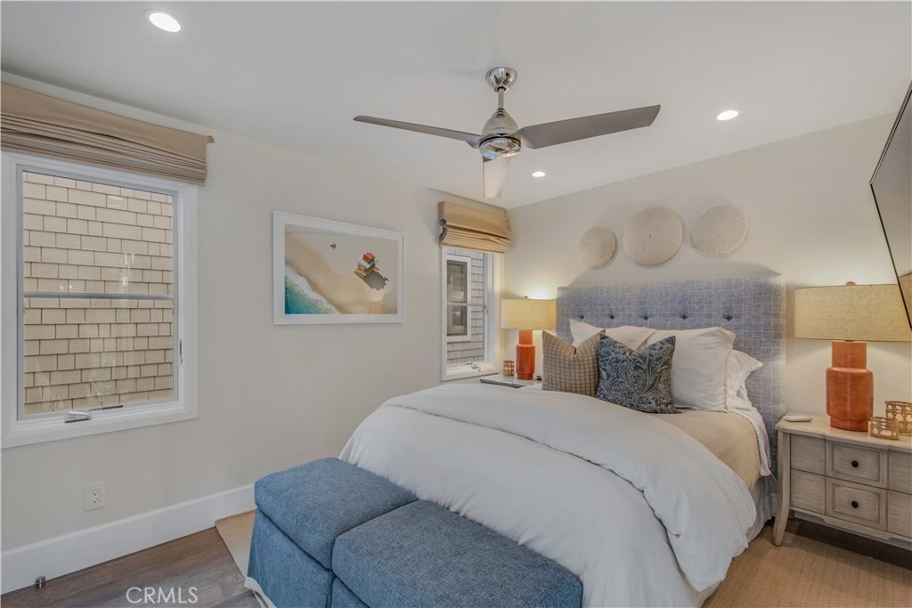 317 E Bay Front