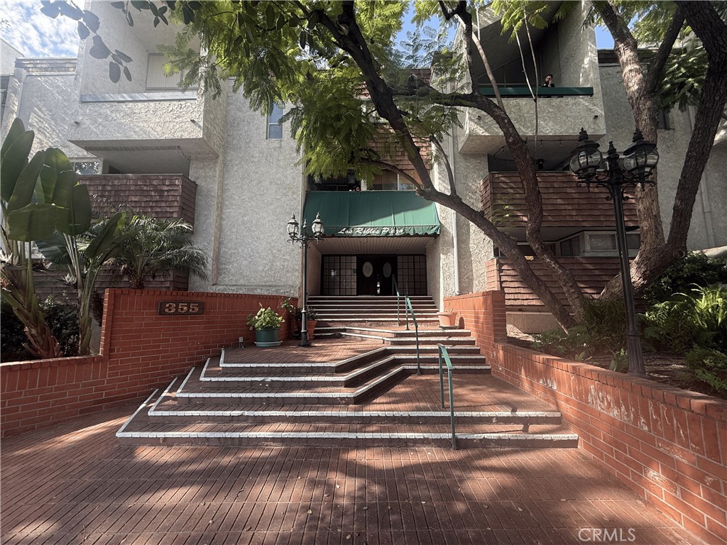 355 S Los Robles 102
