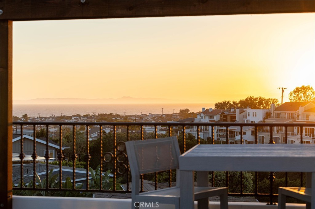 420 De Sola Terrace