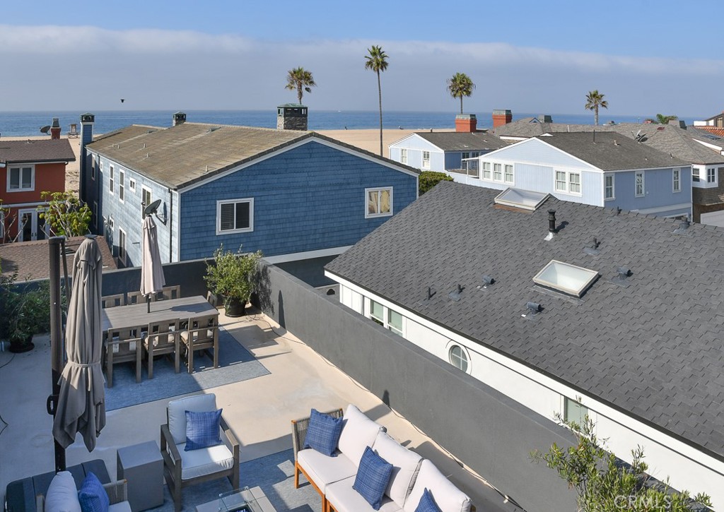 947 W Balboa