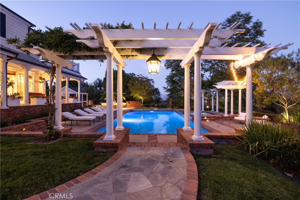 32221 Peppertree