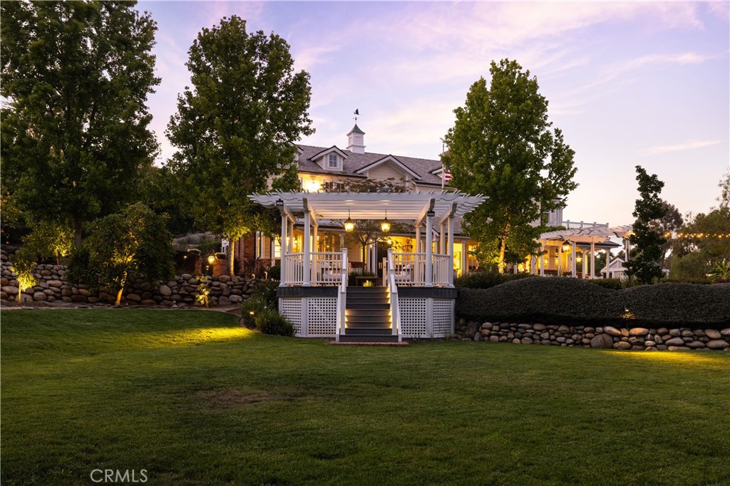 32221 Peppertree