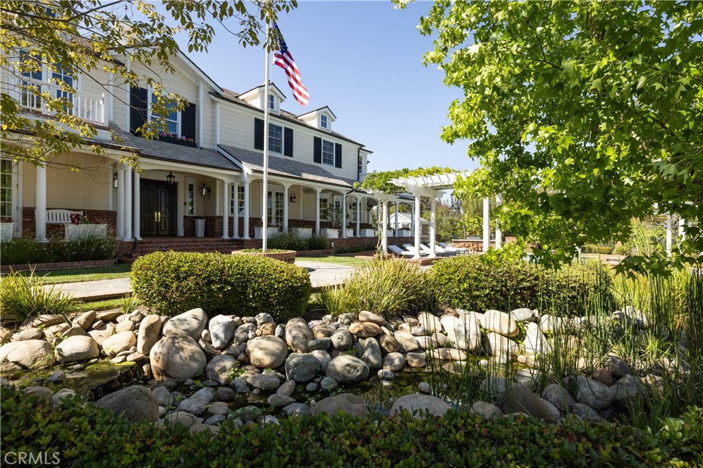 32221 Peppertree