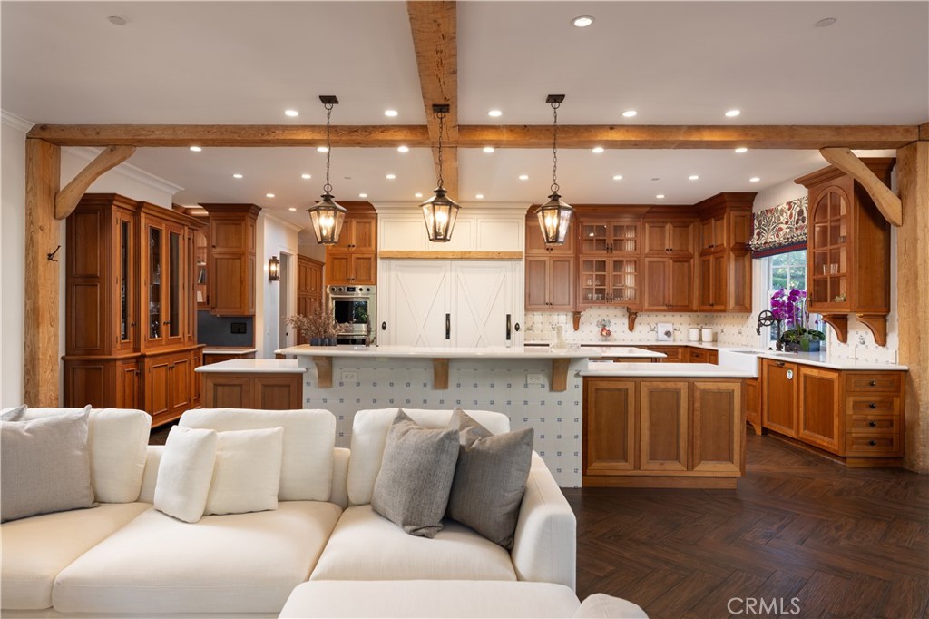 32221 Peppertree