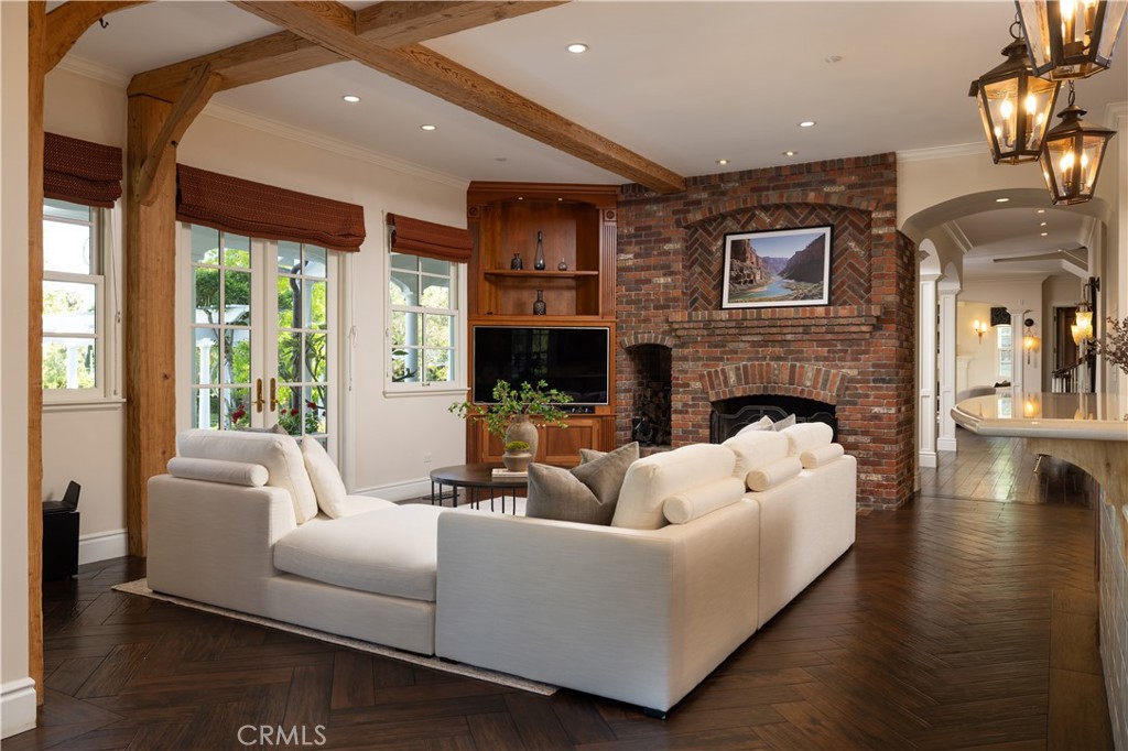 32221 Peppertree