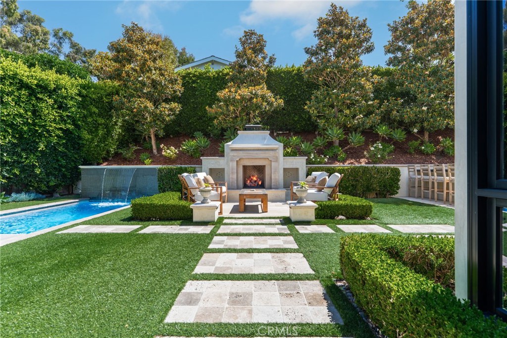 1807 Newport Hills E