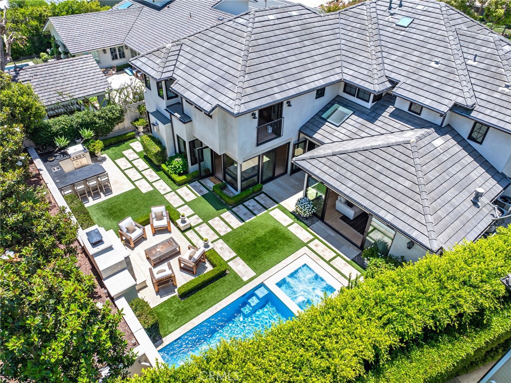 1807 Newport Hills E