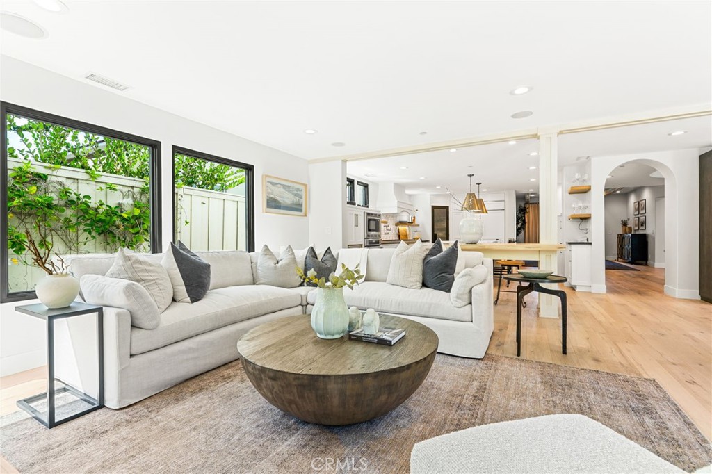 1807 Newport Hills E