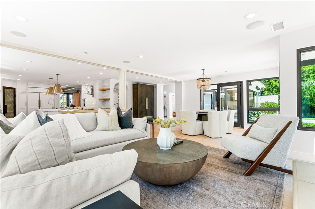1807 Newport Hills E