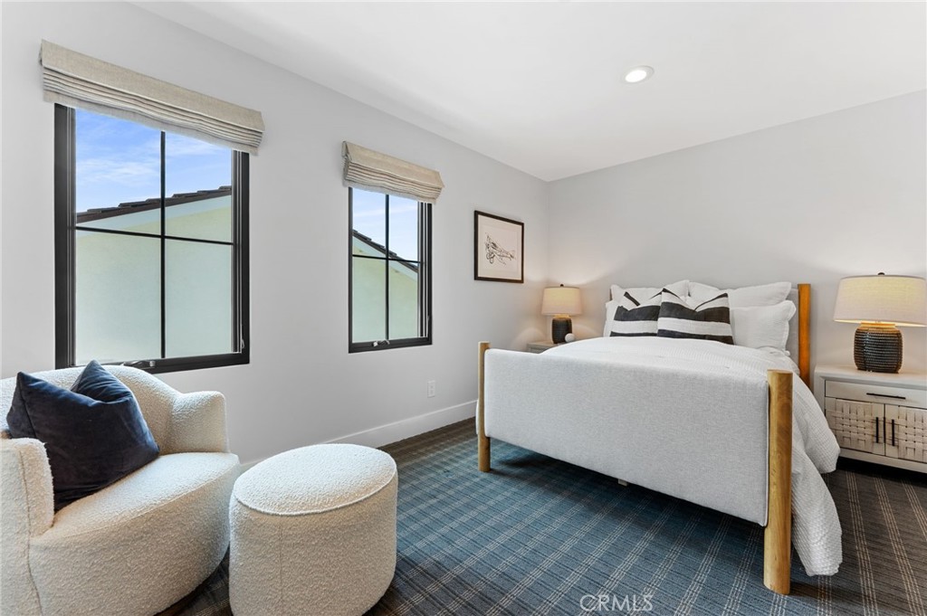 1807 Newport Hills E