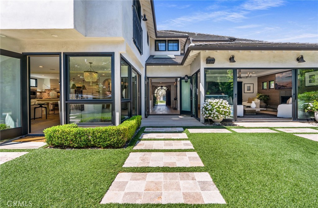 1807 Newport Hills E
