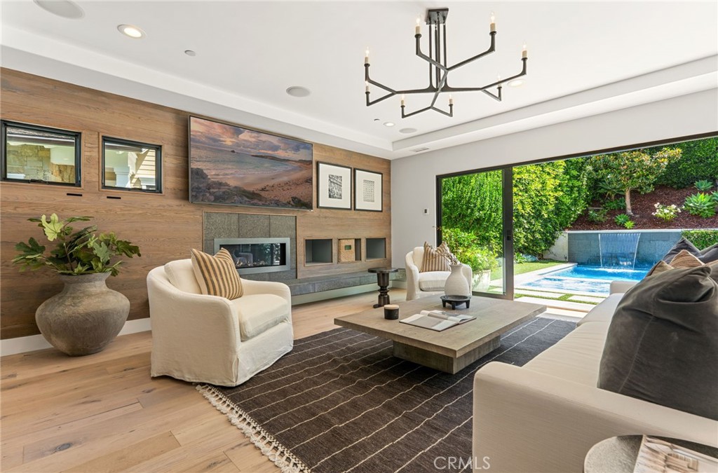 1807 Newport Hills E