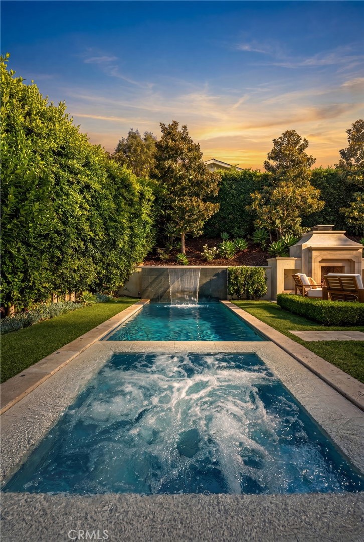 1807 Newport Hills E
