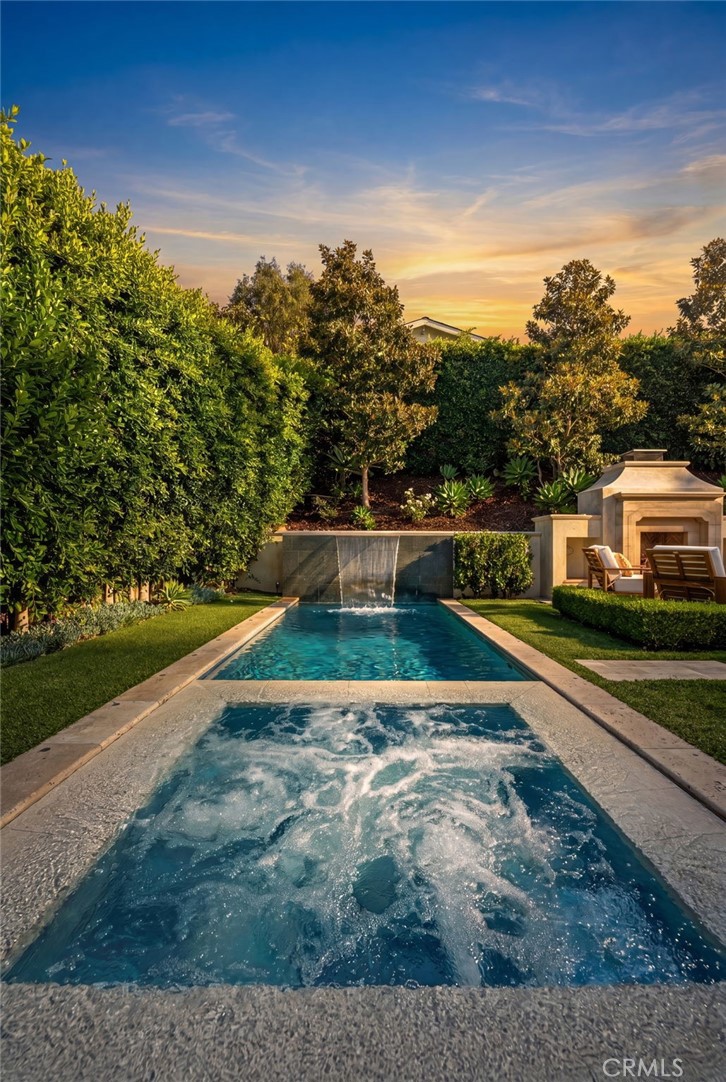 1807 Newport Hills E