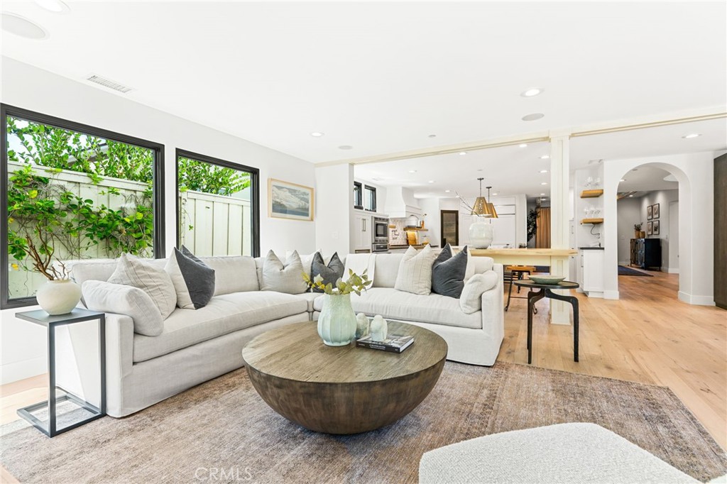 1807 Newport Hills E
