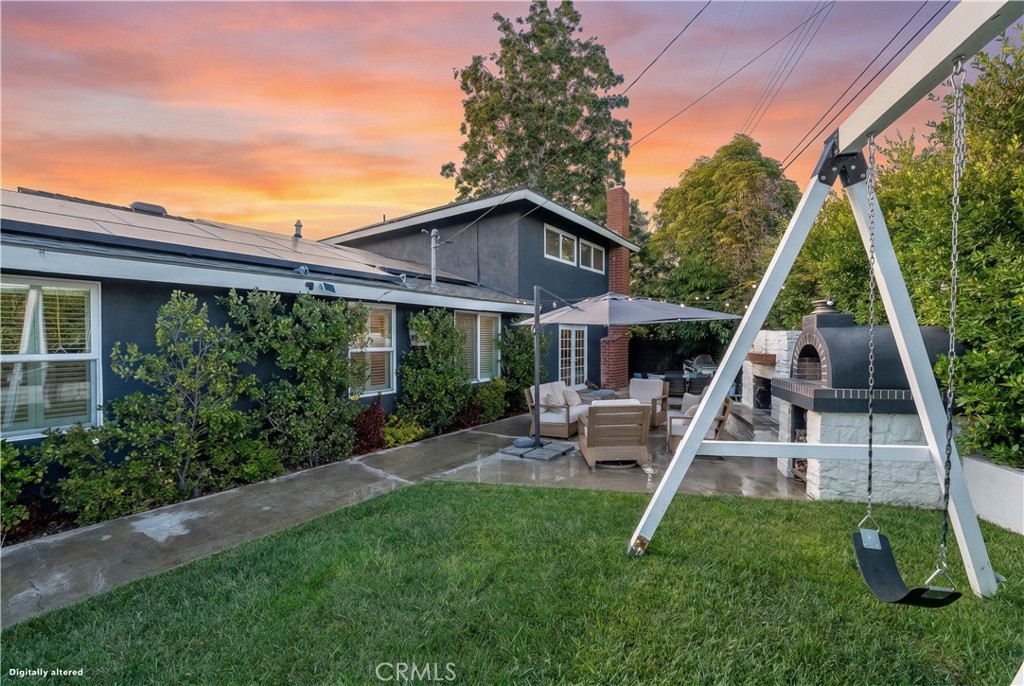 3104 Taft Way