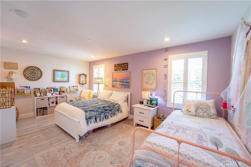 3104 Taft Way