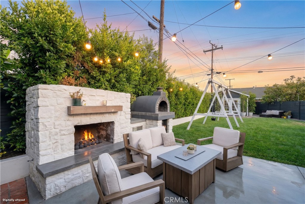3104 Taft Way