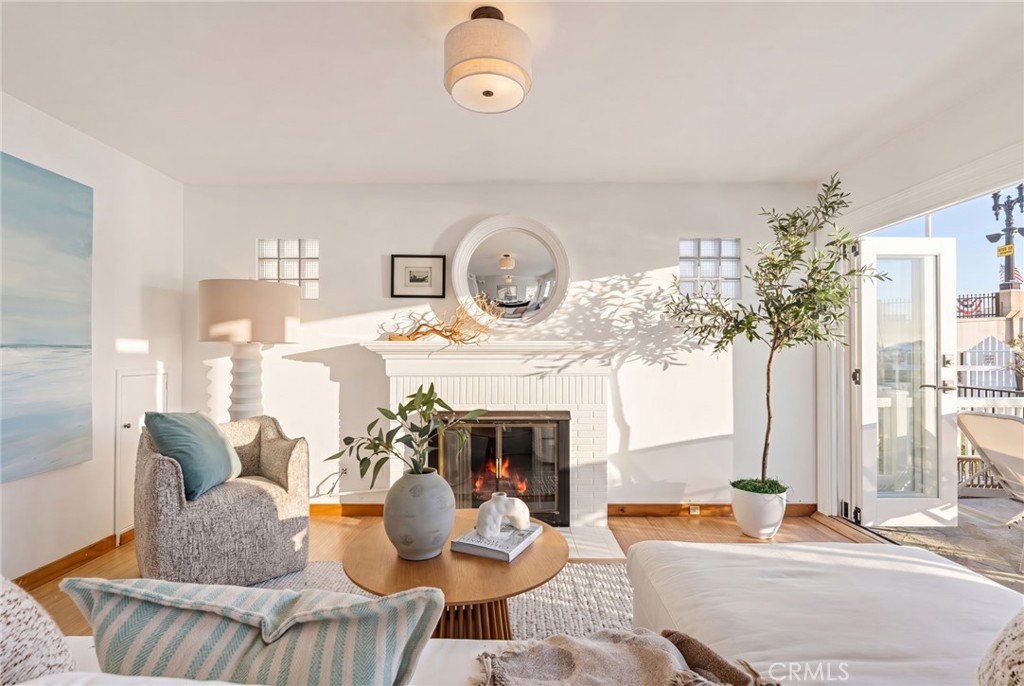 1403 N Bayfront