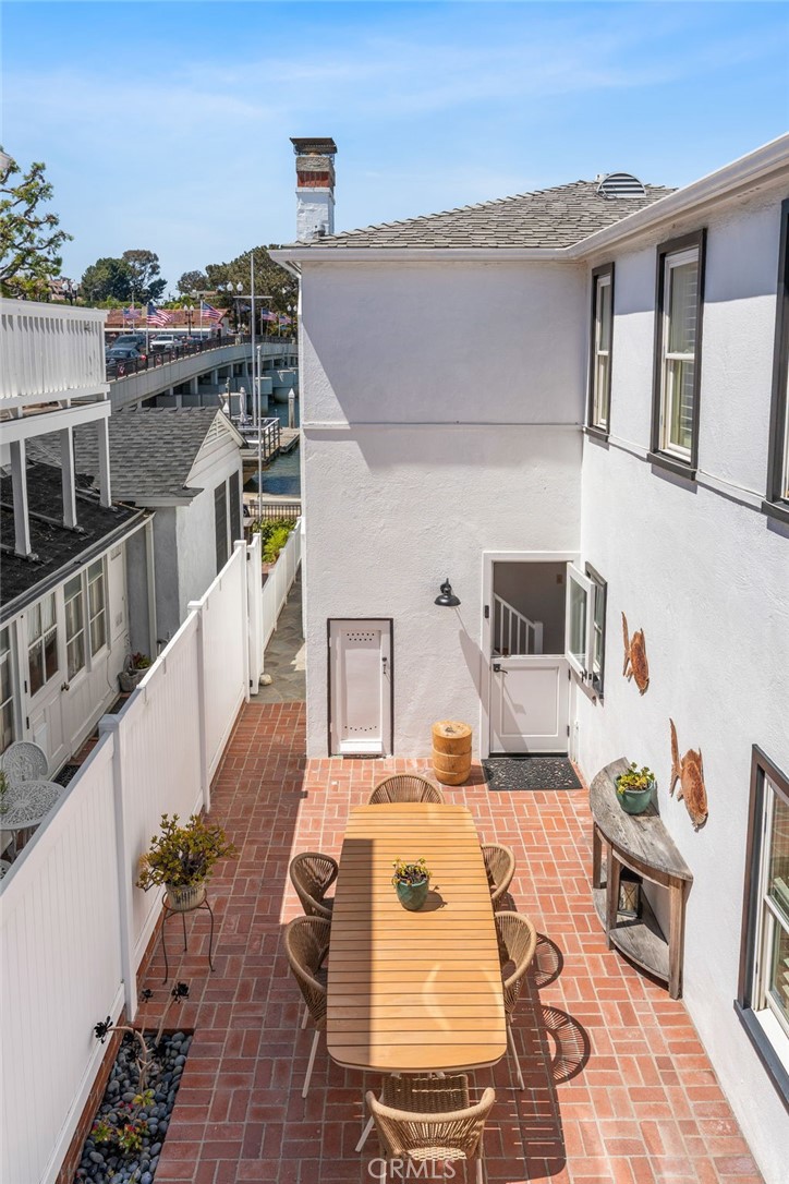 1403 N Bayfront