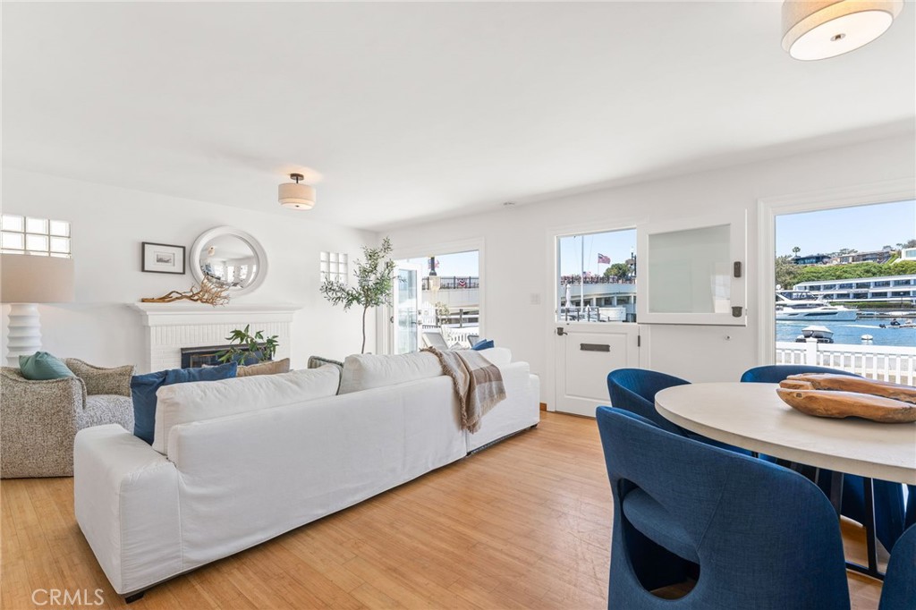 1403 N Bayfront