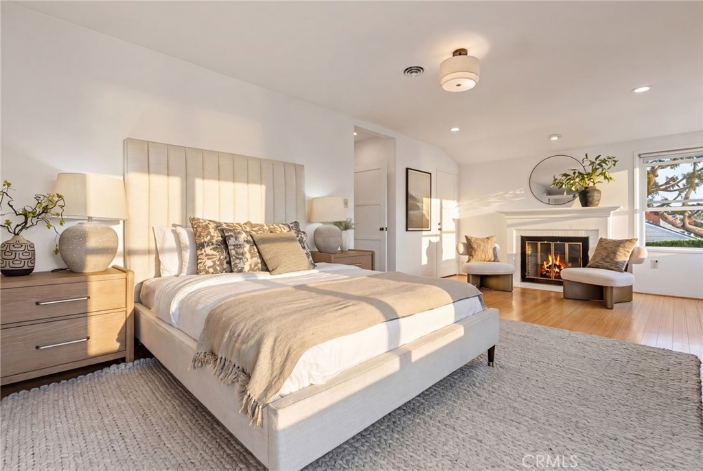 1403 N Bayfront