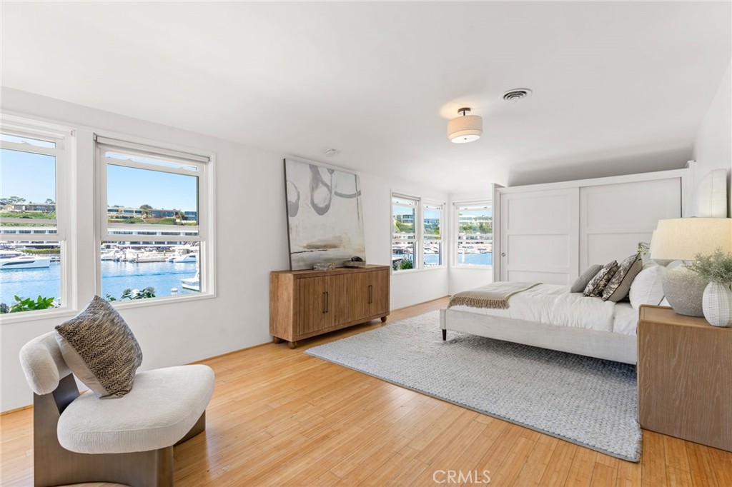 1403 N Bayfront