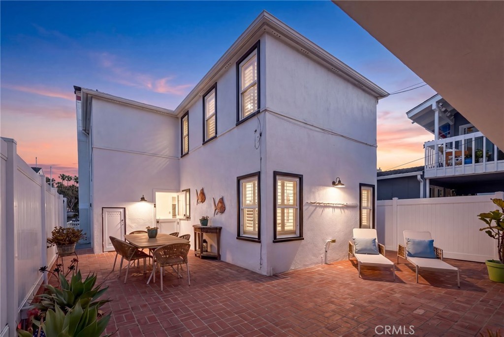 1403 N Bayfront