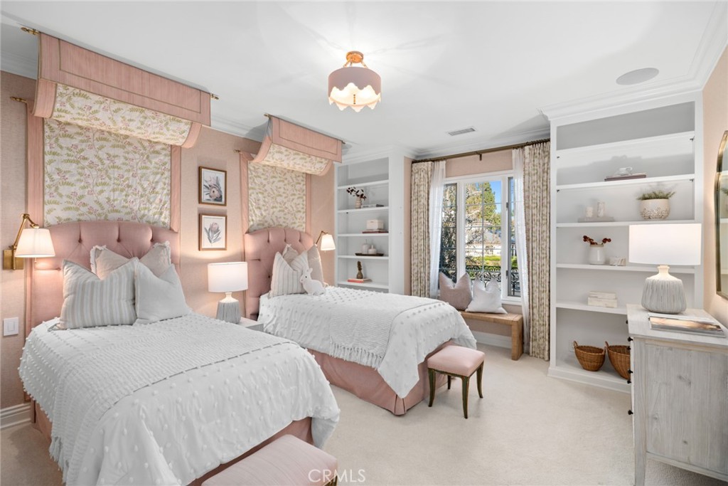 1 Cypress Point Lane