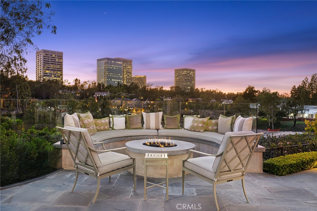 1 Cypress Point Lane