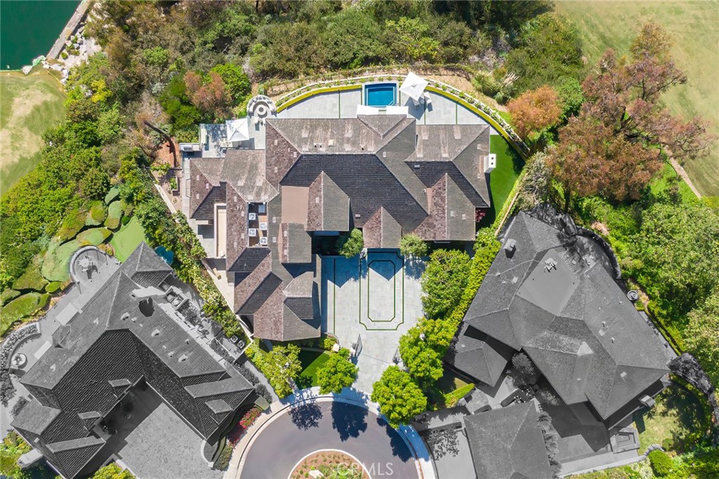 1 Cypress Point Lane