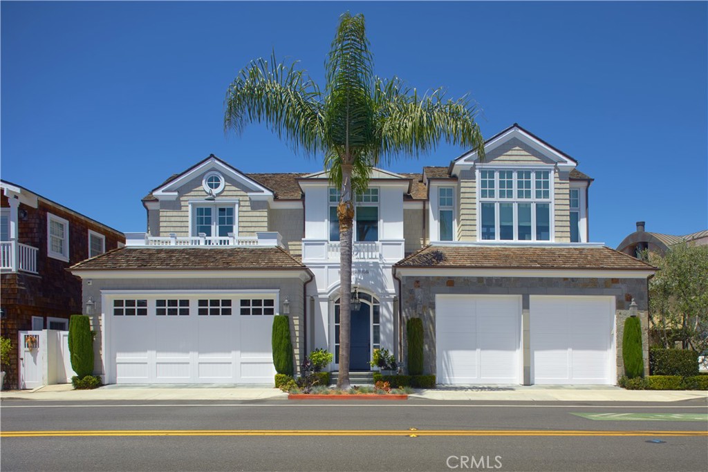 1324 E Balboa Boulevard