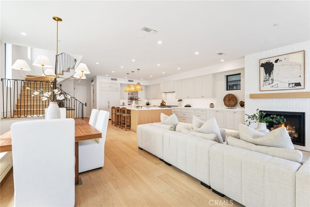207 43rd Street