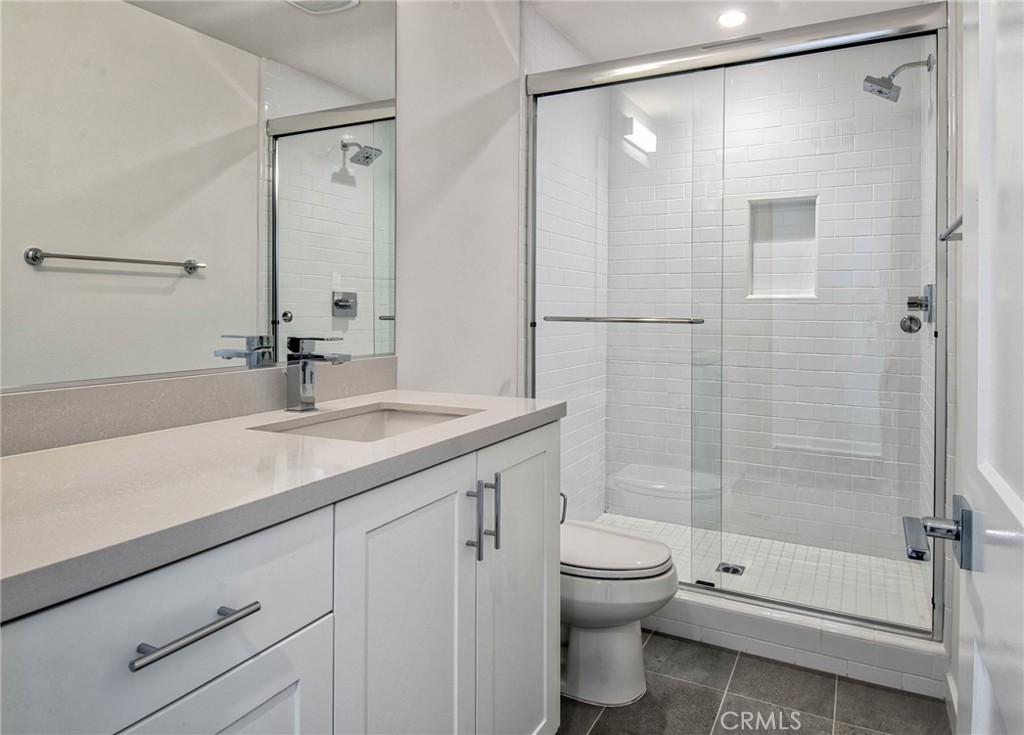 1182 Winslow Lane