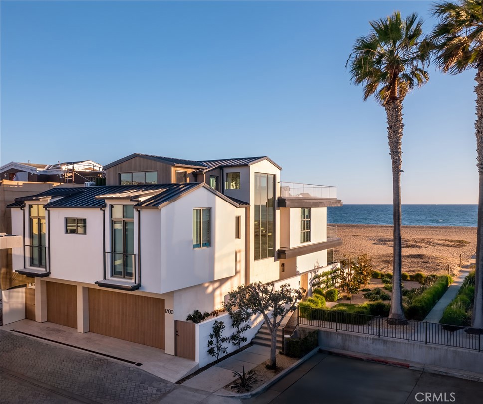 1700 E Oceanfront