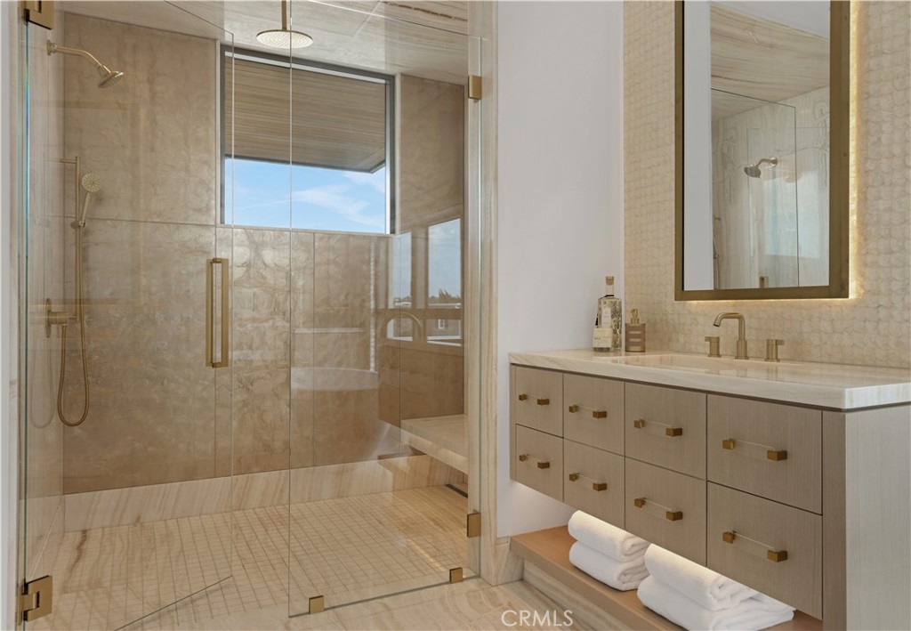1700 E Oceanfront