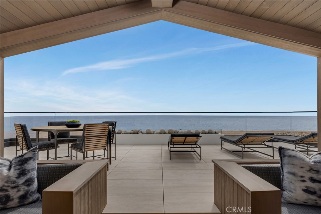 1700 E Oceanfront