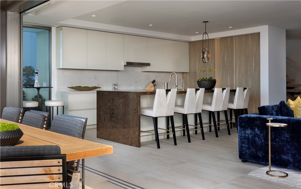 1700 E Oceanfront