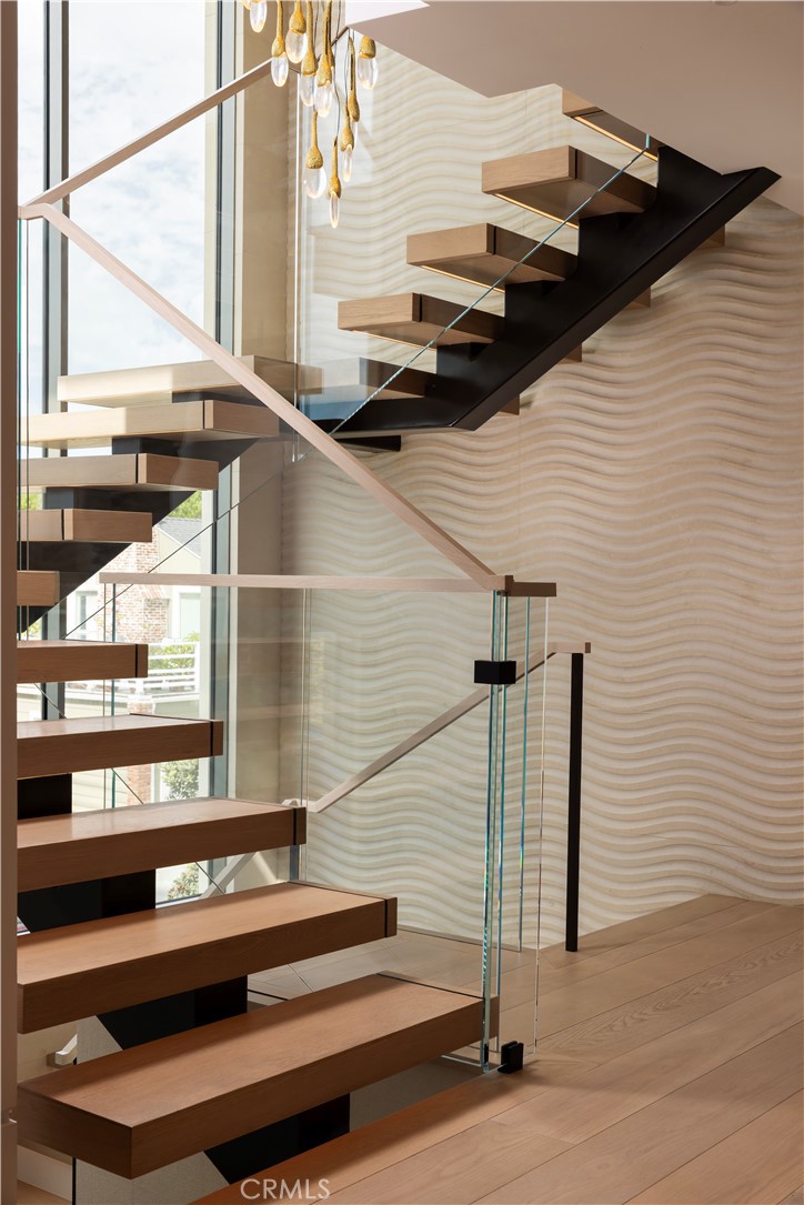 1700 E Oceanfront