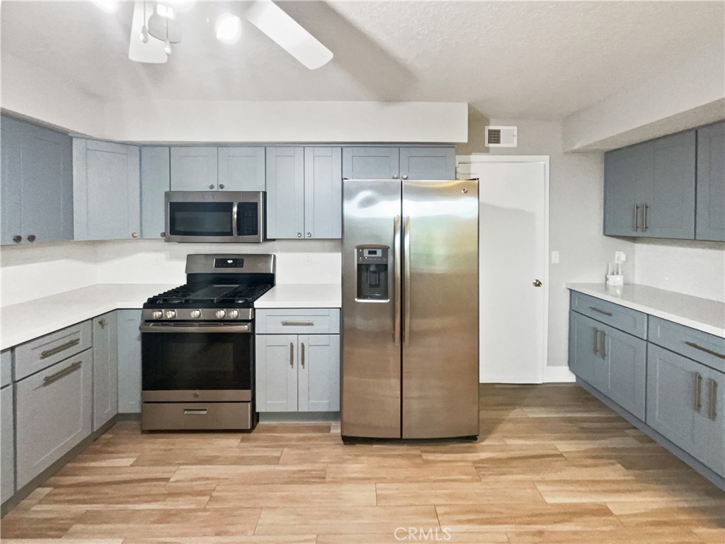 3250 Avenida Del Presidente 4