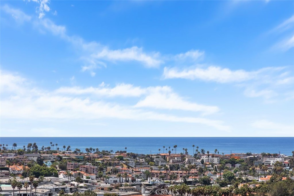 2031 Via Concha