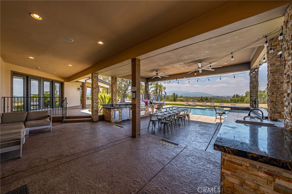 39625 Calle Cabernet